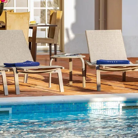 Family Costanza With Pool In Porec