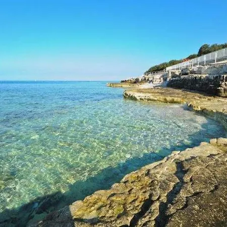 Villa Family Costanza With Pool In Porec *